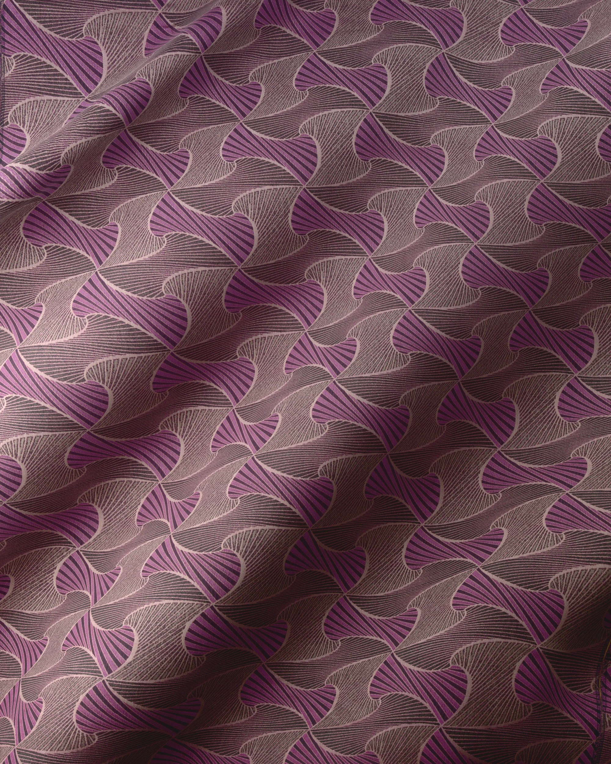 Radiance | VLR9969.001 - Image 2