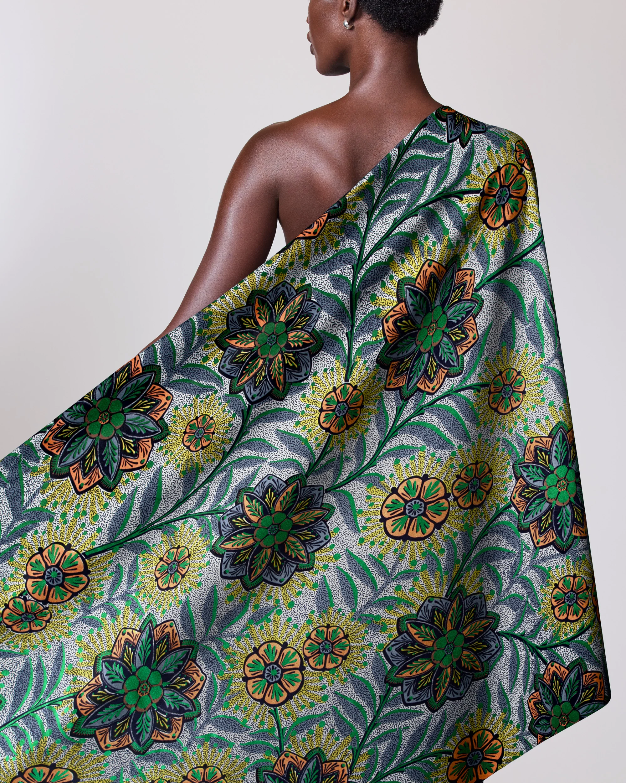Satin Royal | VLW0478.006 | Emerald Green Embellished - Image 2