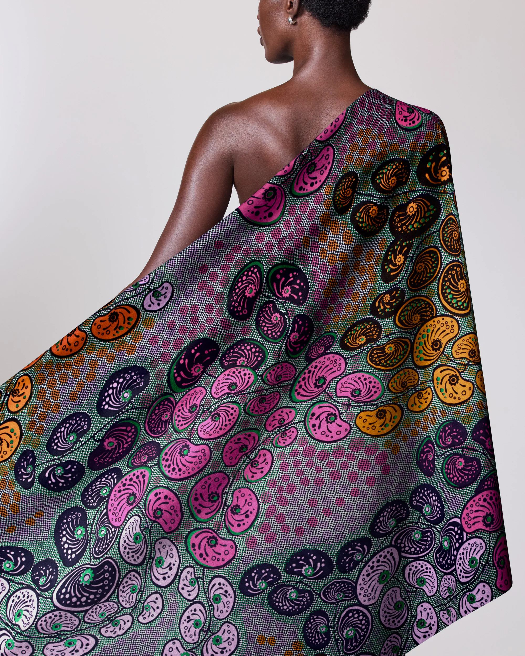 Satin Royal | VLW0501.003 | Emerald Green Embellished - Image 2